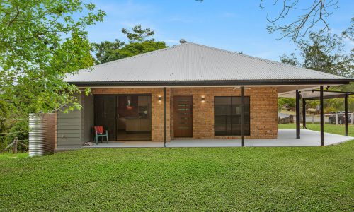 granny flat front moreton